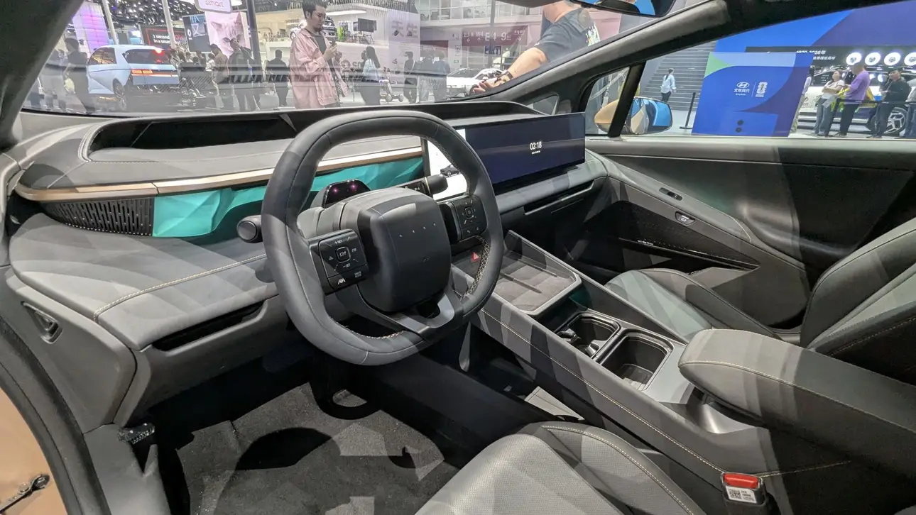 Hyundai Ioniq V