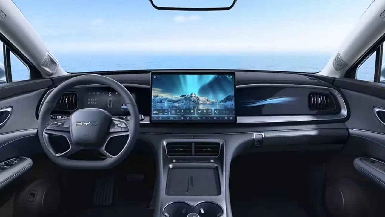 BYD Sea Lion 07 DM-i Smart Driving Edition