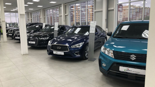 Упрощенная версия LADA Granta стала самым продаваемым автомобилем в РФ