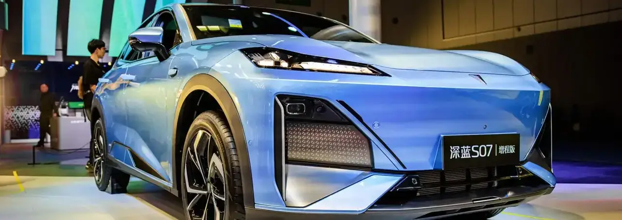 Дилер назвал Geely EX5 EM-i и Evolute i-Space конкурентами Deepal S07