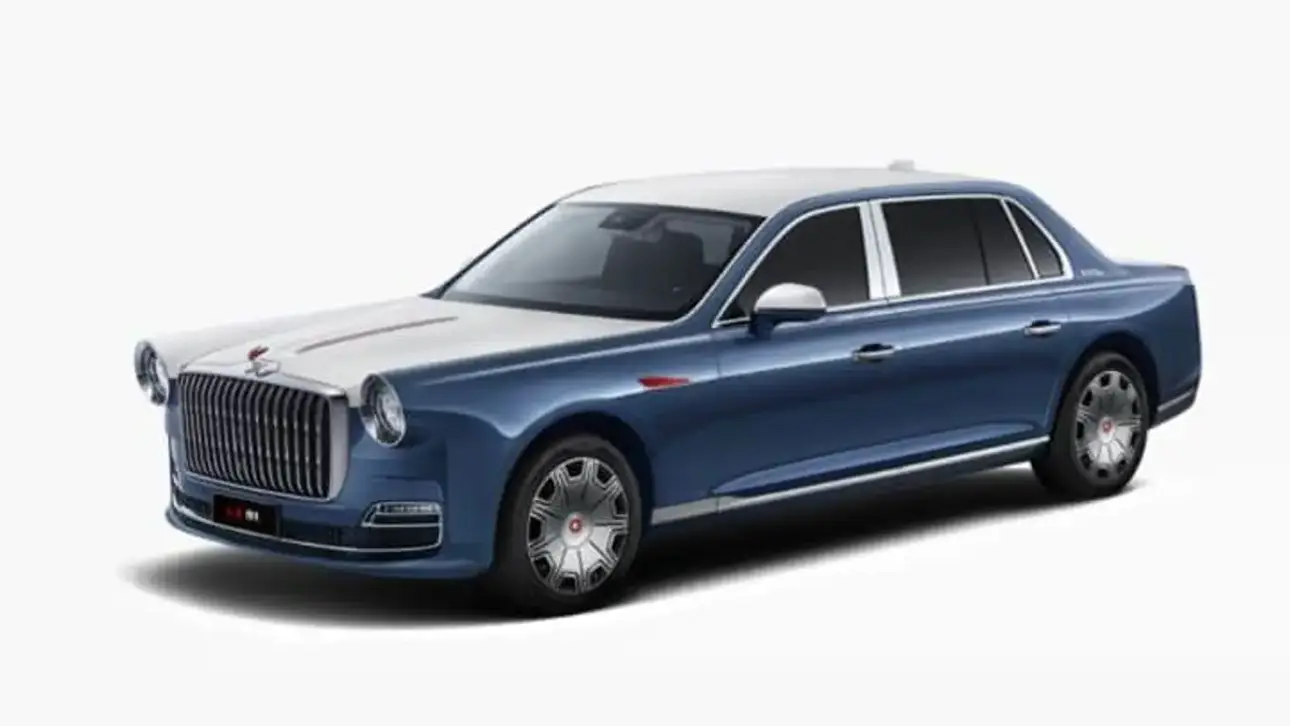 Конкурента Aurus сделали похожим на старую Волгу и Rolls-Royce | SPEEDME.RU