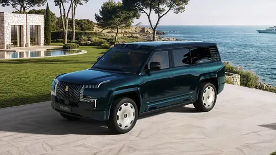 5400 мм, 230 км и зарядка за 5 минут: Yangwang U8L получил 4 места и цену Rolls-Royce