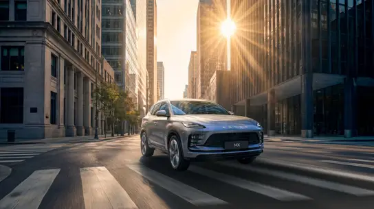 В России открыли предзаказы на Esteo MX: названа цена нового внедорожника