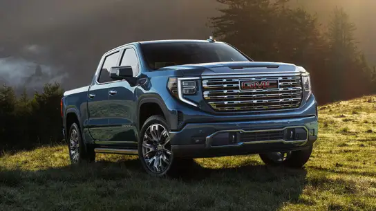GMC Sierra 1500 теряет версии перед сменой поколения: какие пикапы уже не заказать?