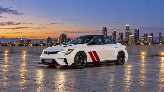 Nissan сделал Sentra с механикой и тормозами GT-R, но продавать её не планирует