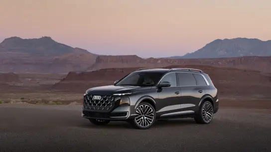 Audi оставила флагману один дизель: Q9 оценили в 12 млн рублей