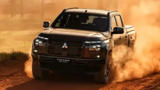 Особая Mitsubishi Triton оказалась дешевле версии-донора на 980 долларов