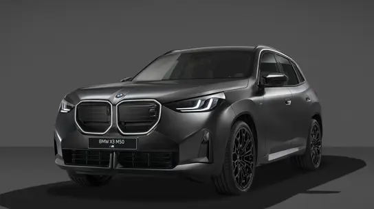 Новый BMW X3 M50 G45 с доплатой почти 600 тыс. рублей: плюс 45 л.с., Euro 7 и заводские 22-дюймовые колёса