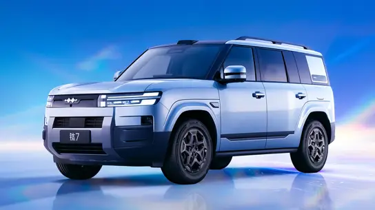 315 км без бензина и зарядка 158 кВт: BYD обновила Fang Cheng Bao Tai 7