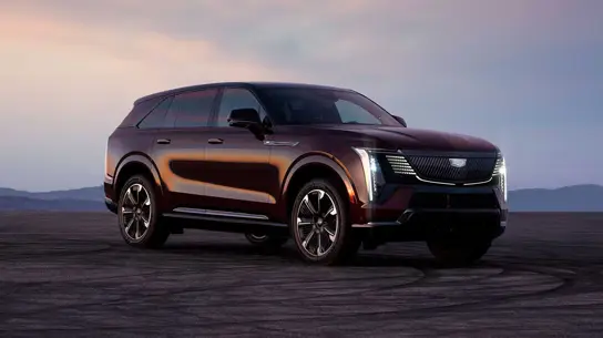 Cadillac разрешит водителям убрать взгляд с дороги