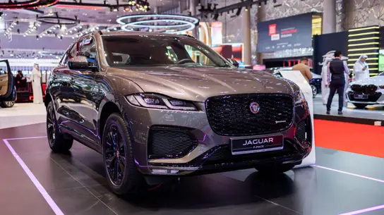 Jaguar рискнул всем ради электромобилей, а дилеры распродают остатки F-Type и F-Pace