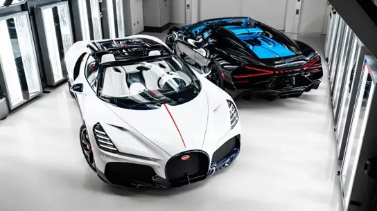 1600 л.с., 99 машин и 5 млн евро: Bugatti W16 Mistral появился на дорогах РФ