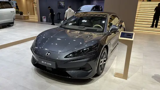 BYD назначила дату старта продаж Denza Z9S