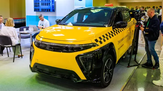 Пять лет разработки, цена 3,98 млн рублей и 29 регистраций: как стартовал «Атом»