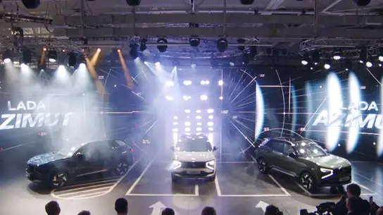 АВТОВАЗ создал LADA Azimut за три года: кроссовер получил интеллект от Сбера