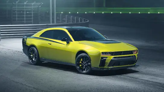 Без V8, зато 600 л.с.: новый Dodge Charger Super Bee проезжает четверть мили за 11,8 с