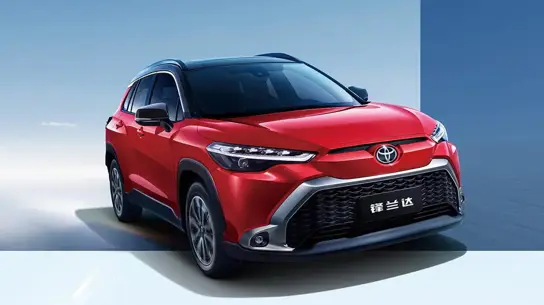 У Toyota Corolla Cross в России появилась альтернатива: гибридный кроссовер оценили в 3,9 млн рублей