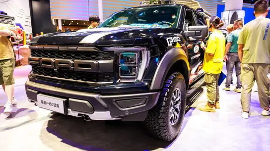 Ford может потерять 2500 пикапов F-150 за четыре дня: Silverado получает шанс