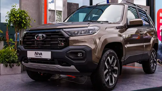 АВТОВАЗ может удлинить LADA Niva Travel: внедорожник получит новый салон и больше места сзади