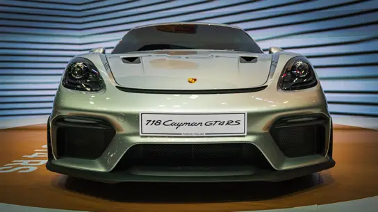 Porsche терпит убытки: ушли из России, а теперь теряют и Китай