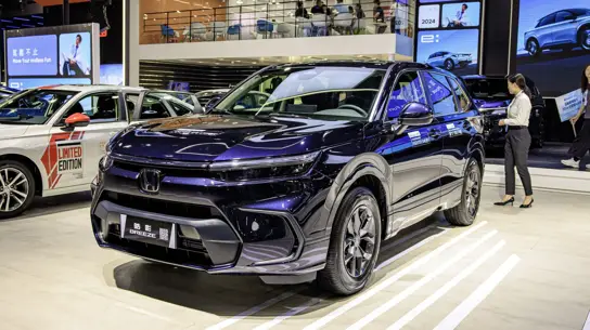 Две китайские Honda с одним гибридом разошлись в цене на 1,6 млн рублей