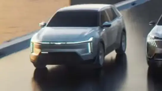 Chrysler срочно нужен кроссовер — и Airflow могли раскрыть раньше времени