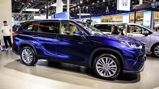 Toyota Highlander американской сборки получил правый руль и полный привод E-Four для Японии