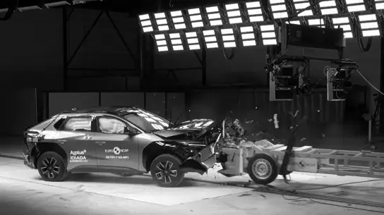 Subaru зашла в электрический сегмент с сильным аргументом — 5 звезд