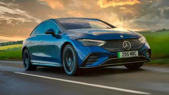 Аттракцион щедрости: Mercedes-Benz решил отдать свои седаны EQE по «смешной» цене