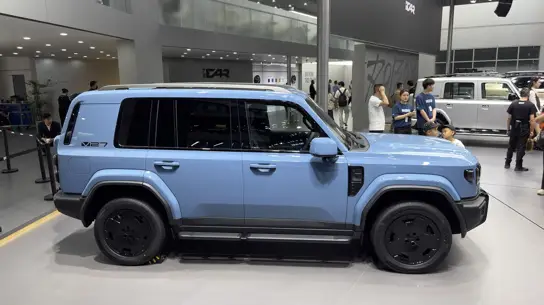 456 л.с., 890 км и экспедиционный комплект: что умеет ESTEO V27