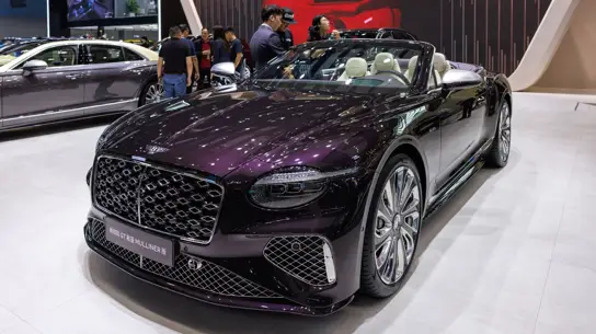 Bentley впереди Rolls-Royce: люксовая вторичка России просела на 11,7%