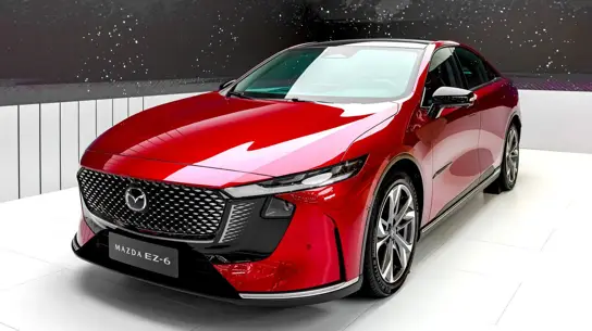 Mazda выпускает больше машин, но продает меньше: почему апрель оказался неоднозначным