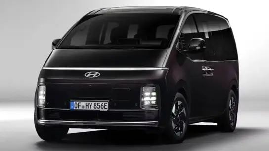 Девять мест и зарядка за 20 минут: Hyundai назвала цену STARIA Electric