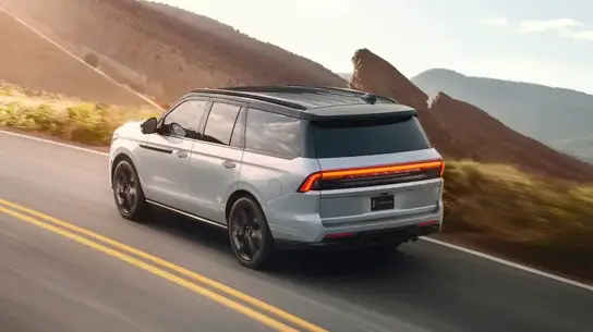 Lincoln добавил Navigator ещё одни 24-дюймовые диски — доступны они не всем