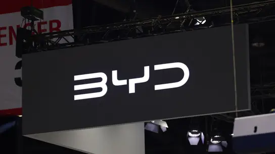 100 тысяч предзаказов до премьеры: новый BYD Great Tang стал проблемой для производства