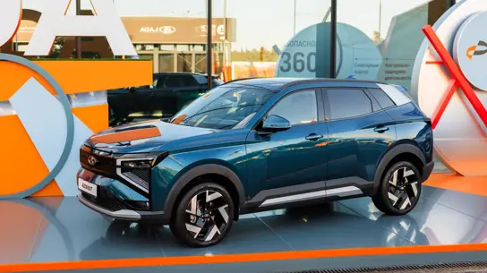 «Я бы себе такую взял»: Алиханов лично проверил LADA Azimut