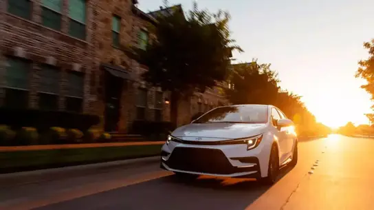 Надежность, расход и ликвидность: пять моделей Toyota, которые держат марку