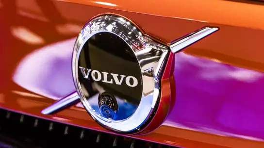 Volvo получила права на логотип в России до 2035 года: что это значит на самом деле