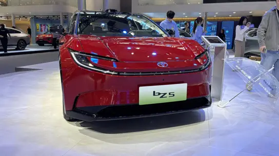Альтернатива Avatr и Москвичу с шильдиком Toyota: электрокар прибыл в РФ с трехкратной наценкой