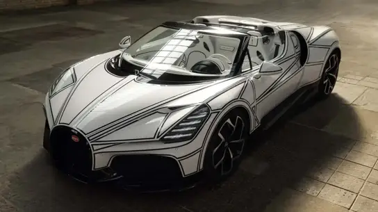 Bugatti показала W16 Mistral Blanc Éternel: белый кузов, черная графика и фарфор KPM