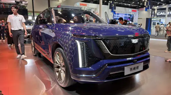 У семейного Cadillac нашли дефект, опасный именно для детей