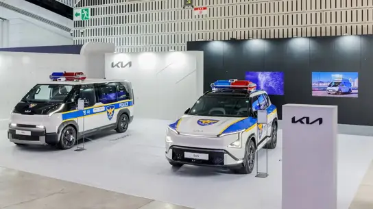 Kia подготовила электромобили для полиции: один из них уже работает с дроном