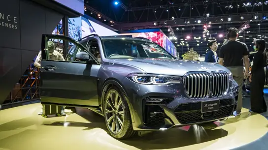 BMW X7 следующего поколения оставит одну из самых практичных деталей кузова