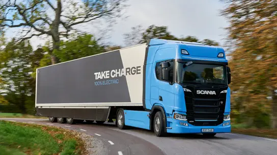 Scania сделала электрофуры практичнее: новый модуль батареи уже доступен для заказа