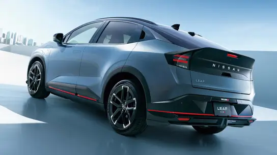 Кресла Recaro подняли цену самого дорогого Leaf еще на 275 тыс. иен