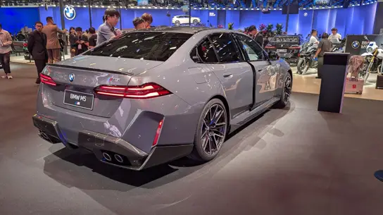 Самый мощный BMW M5 в истории уже доступен в России: у него есть достойная компания