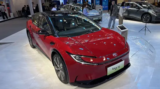 630 км CLTC и цена 4,8 млн: что проверить у Toyota bZ5 из Китая