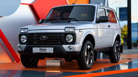 Lada Niva Legend получила новый мотор и подушку безопасности: что изменил АвтоВАЗ
