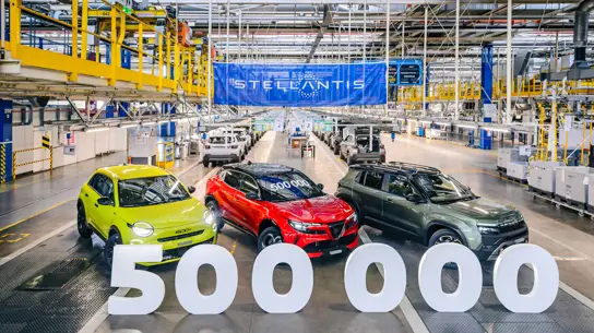 Stellantis выпустил 500 тысяч компактных кроссоверов в Польше: юбилейным стал Alfa Romeo Junior