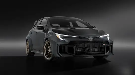 Два места, 300 л.с. и карбон вместо прибавки мощности: Toyota создала GRMN Corolla